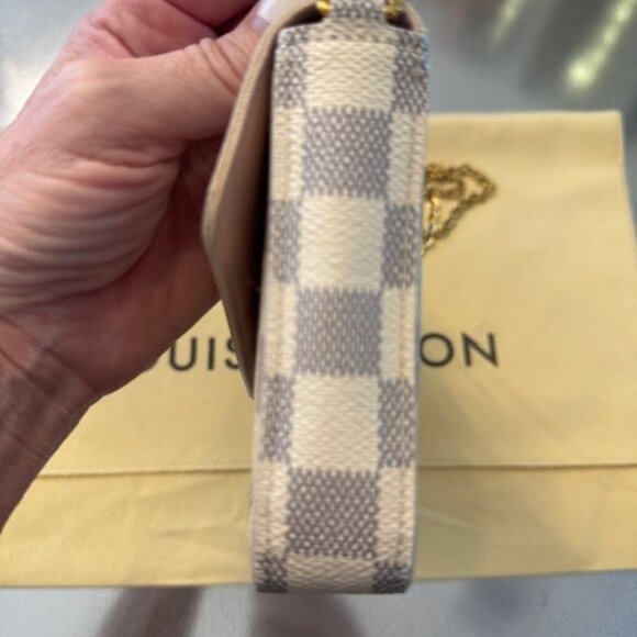Louis Vuitton Damier Azul Pochette Felicie Chain Wallet in Rose Ballerine - Picture 11 of 16